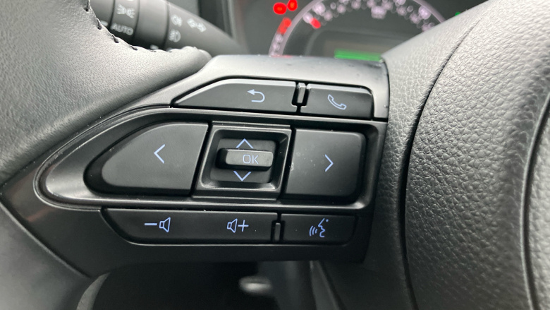 Toyota Aygo X 1.0 VVT-i Edge 5dr Petrol Hatchback